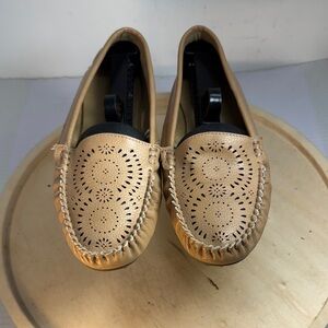 Old Navy Driving Moccasins Tan Sz8